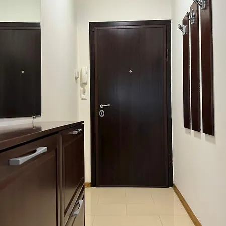 Apartment Classy & Spacious аpartment Next To National Palace Of Culture For 4 Guests *