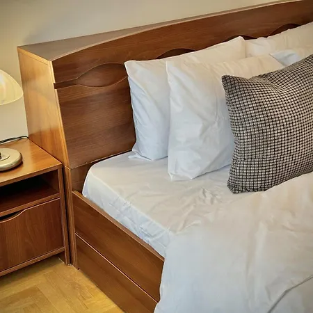 Apartment Classy & Spacious аpartment Next To National Palace Of Culture For 4 Guests *