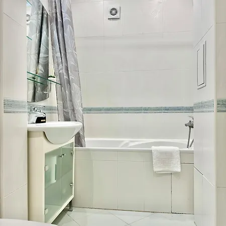 Classy & Spacious аpartment Next To National Palace Of Culture For 4 Guests Apartment Sofia